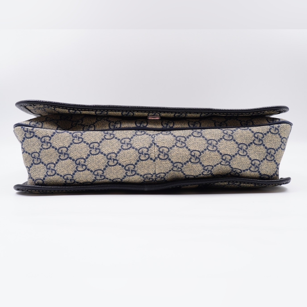 Gucci Beige and Black Messenger Bag - Picture 13 of 15